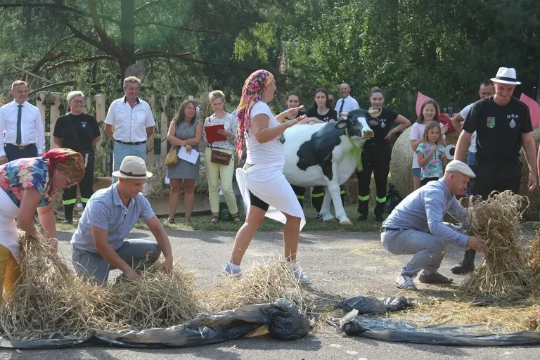 "Turniej Sołectw" podczas V Szulborskiego Święta Plonów! (zdjęcia, wideo)