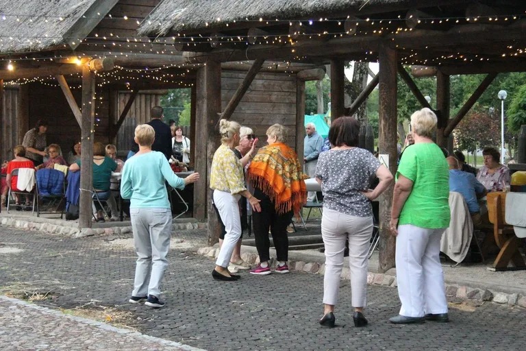 Zespół Pekwadrat zintegrował ostrowską społeczność (zdjęcia, wideo)