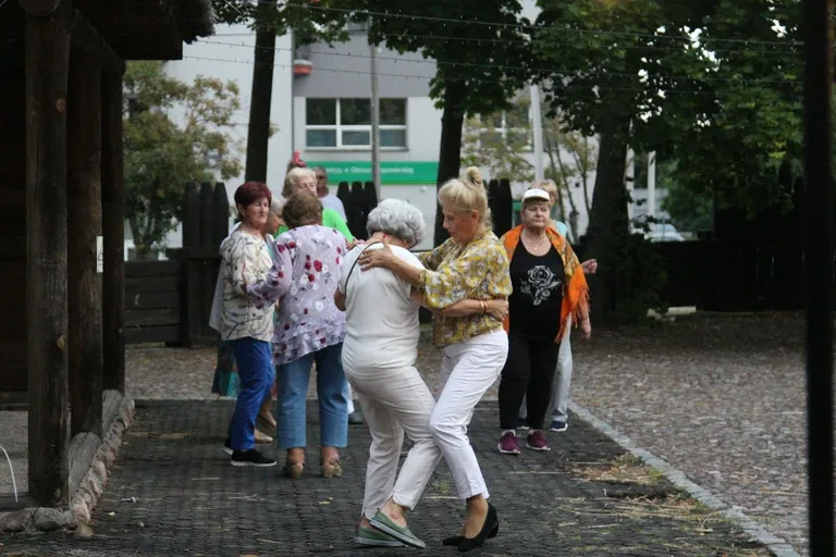 Zespół Pekwadrat zintegrował ostrowską społeczność (zdjęcia, wideo)
