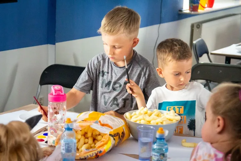 Chrupkowe warsztaty artystyczne w Miejskim Domu Kultury w Ostrowi Mazowieckiej (zdjęcia)