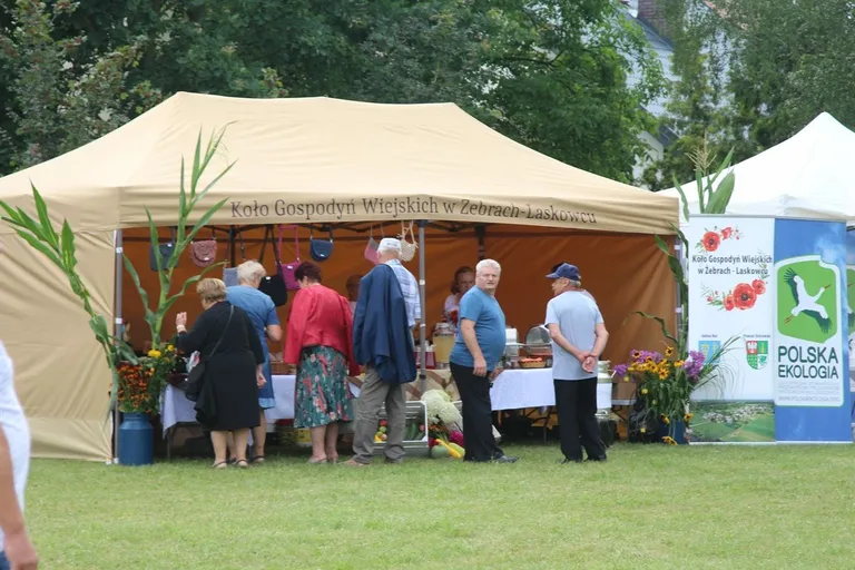 Oficjalne otwarcie Festiwalu Kół Gospodyń Wiejskich w Bogutach-Piankach (zdjęcia, wiedo)