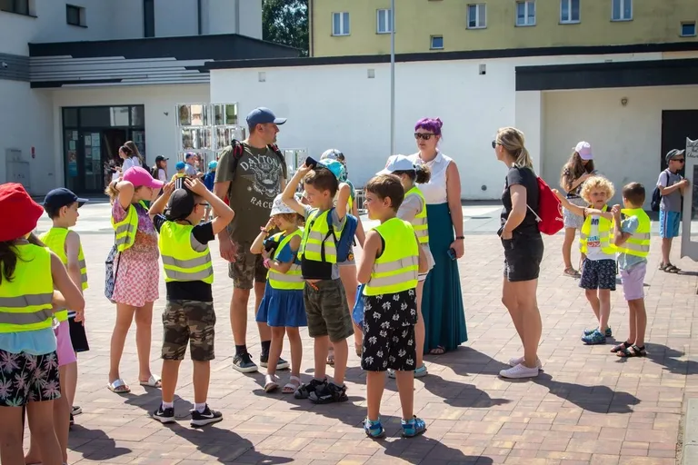 Gra mobilna "Pani Nela - Ojczysty Nieoczywisty" (zdjęcia, wideo)