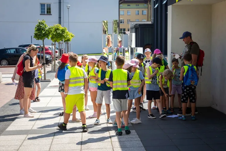 Gra mobilna "Pani Nela - Ojczysty Nieoczywisty" (zdjęcia, wideo)