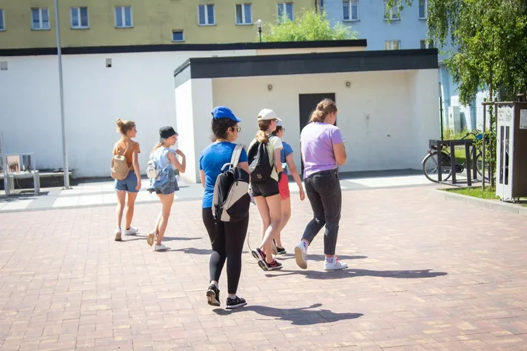 Gra mobilna "Pani Nela - Ojczysty Nieoczywisty" (zdjęcia, wideo)