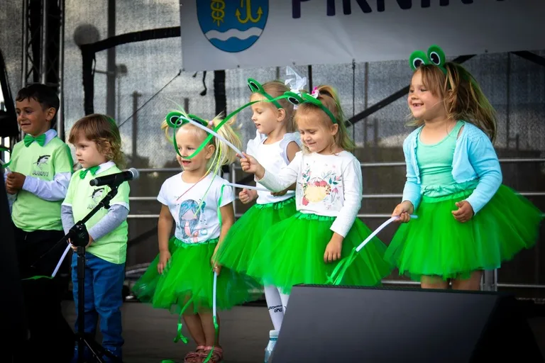 Oficjalne otwarcie Pikniku Rodzinnego w Nurze (zdjęcia, wideo)