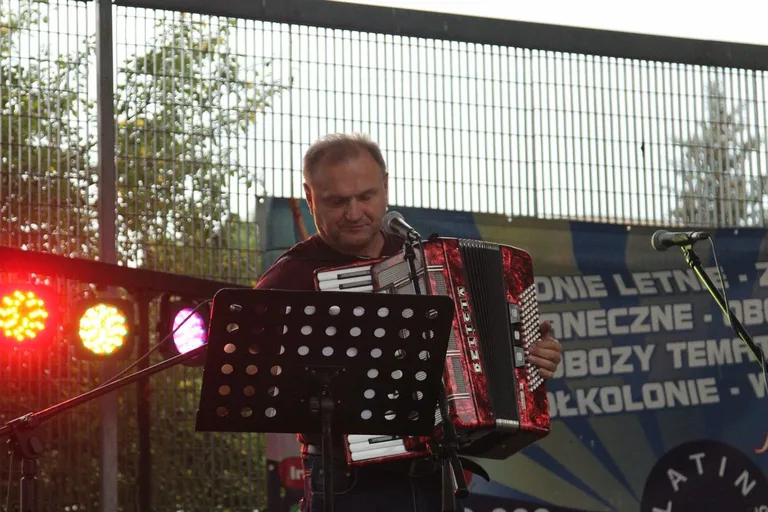 Biesiada pod gwiazdami w Małkini Górnej (zdjęcia, wideo) 