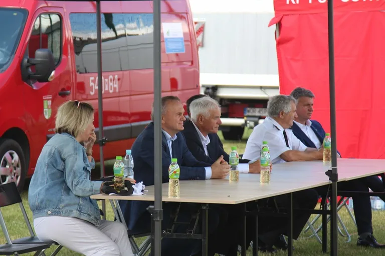 Gminne zawody sportowo-pożarnicze w Wąsewie. Wszystkie OSP zaprezentowały swoją sprawność (zdjęcia)