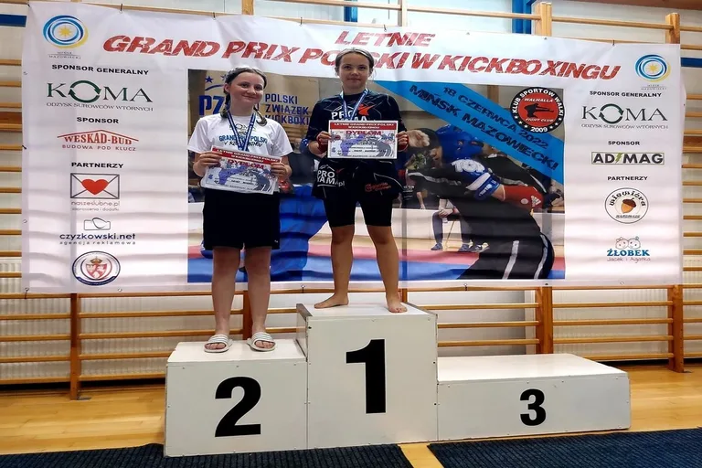Młode "Goryle" z 10 medalami (zdjęcia)