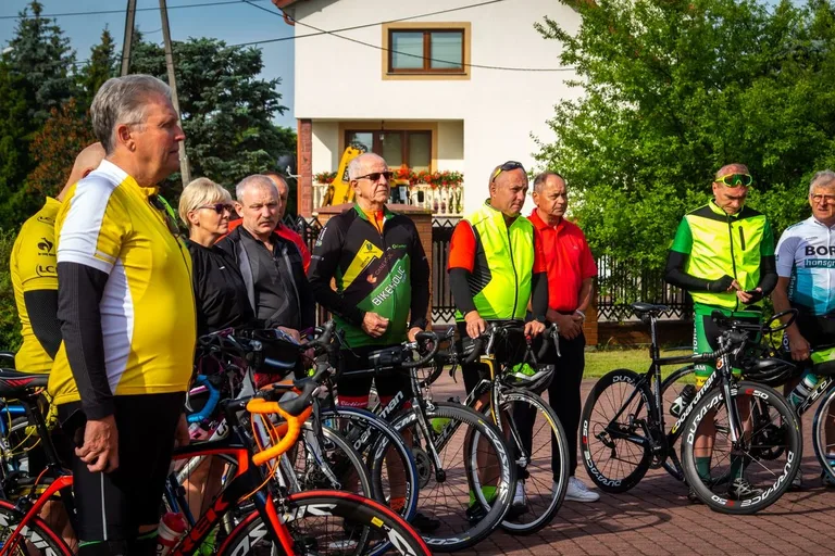 XII pielgrzymka rowerowa na Jasną Górę już ruszyła! (zdjęcia)