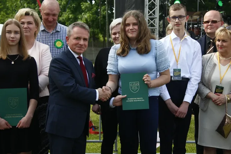 Drugi dzień Dni Ostrowi 2022. Na scenie wystąpił Mrozu (zdjęcia)