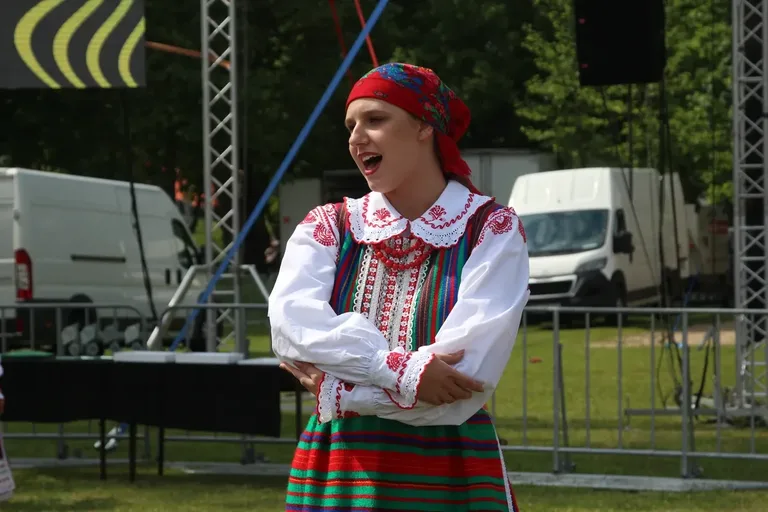 Drugi dzień Dni Ostrowi 2022. Na scenie wystąpił Mrozu (zdjęcia)