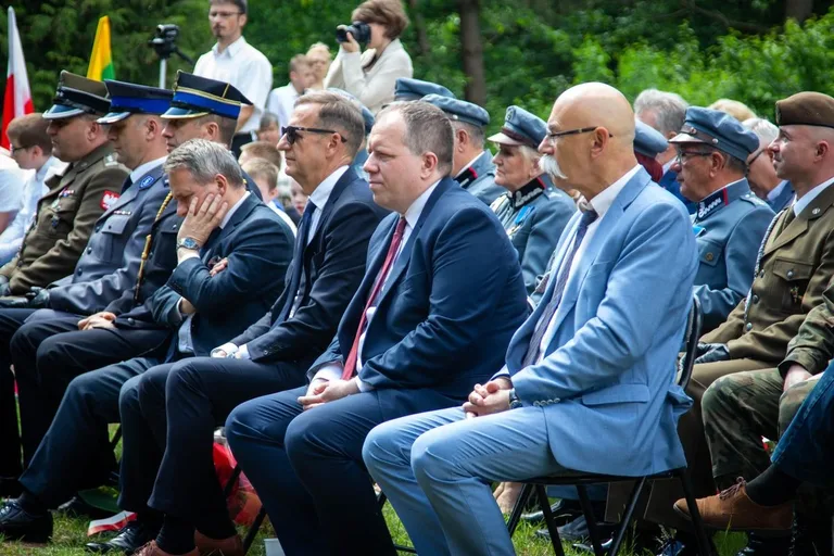 Obchody Święta Szkoły Podstawowej w Nagoszewie oraz 159. rocznicy Bitwy Czerwcowej (zdjęcia)