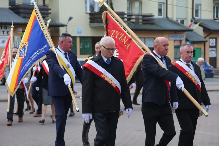 Miejskie obchody Święta Narodowego 3 Maja w Ostrowi Mazowieckiej (zdjęcia)