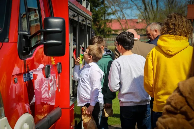 Eliminacje powiatowe Ogólnopolskiego Turnieju Wiedzy Pożarniczej "MŁODZIEŻ ZAPOBIEGA POŻAROM" (zdjęcia)