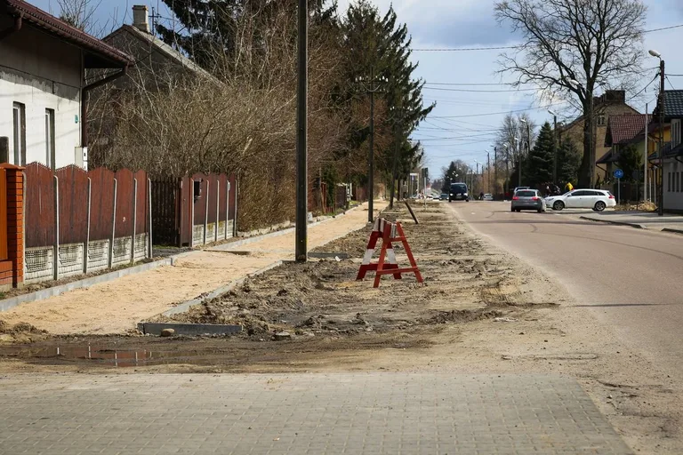 Sprawdzamy jak przebiegają prace remontowe ulicy Sikorskiego (zdjęcia)