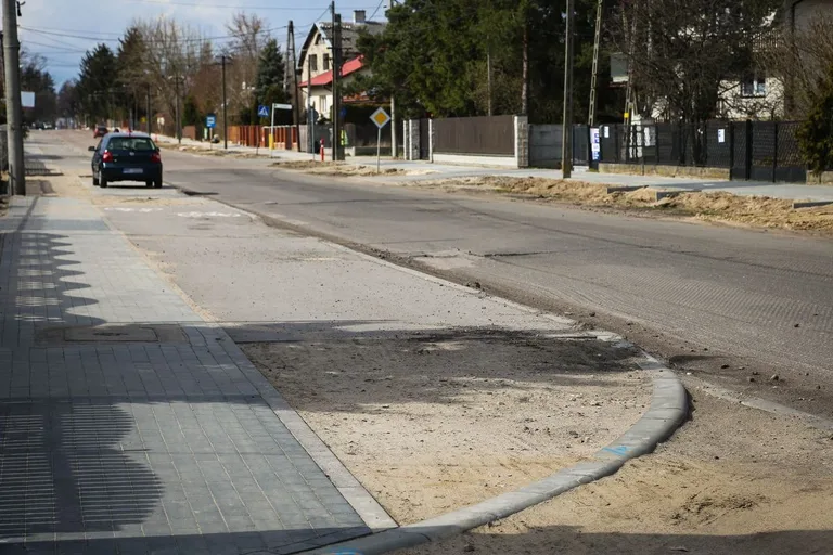 Sprawdzamy jak przebiegają prace remontowe ulicy Sikorskiego (zdjęcia)