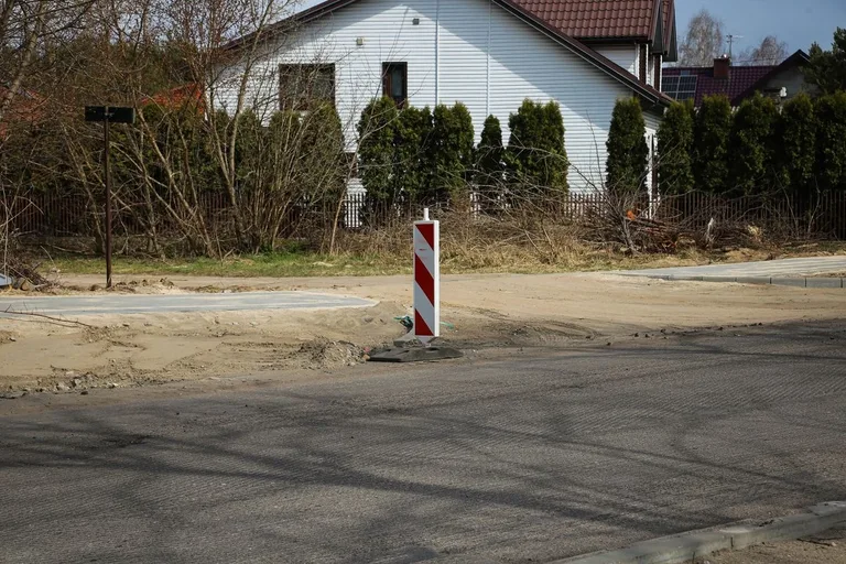 Sprawdzamy jak przebiegają prace remontowe ulicy Sikorskiego (zdjęcia)