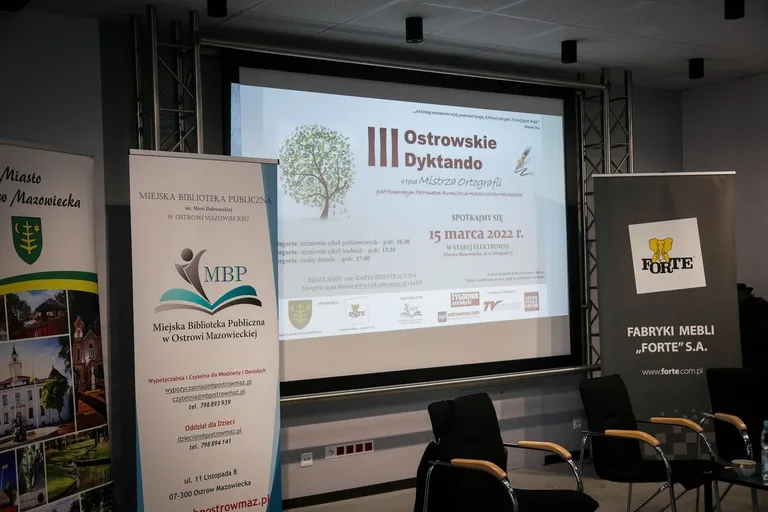 III Ostrowskie Dyktando o tytuł Mistrza Ortografii (zdjęcia)
