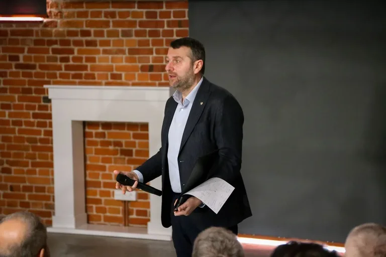 Za nami konferencja "Kierunek koszykówka" (zdjęcia)