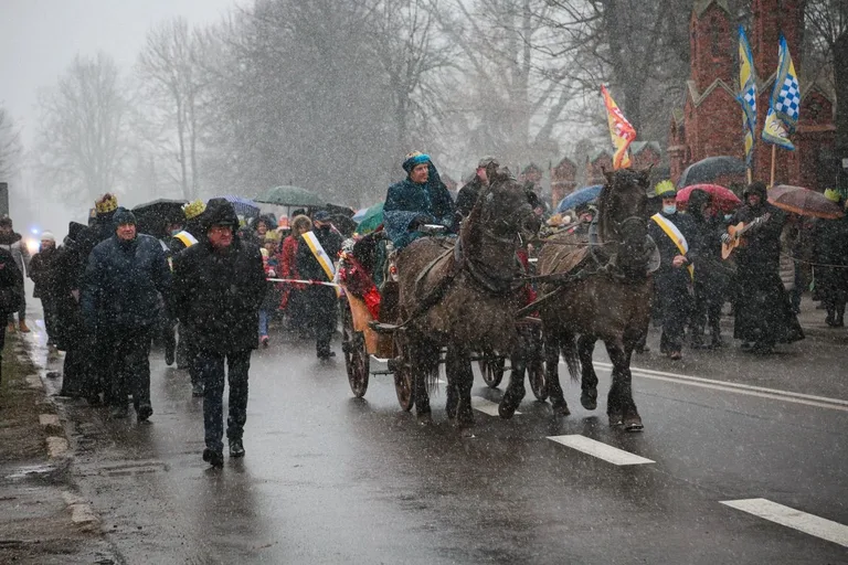 IV Ostrowski Orszak Trzech Króli (zdjęcia)