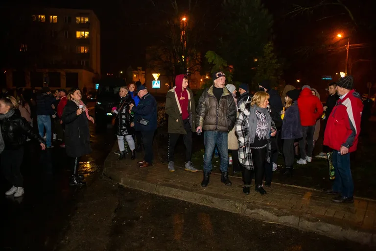 Mieszkańcy Ostrowi Mazowieckiej przywitali Nowy Rok (zdjęcia)