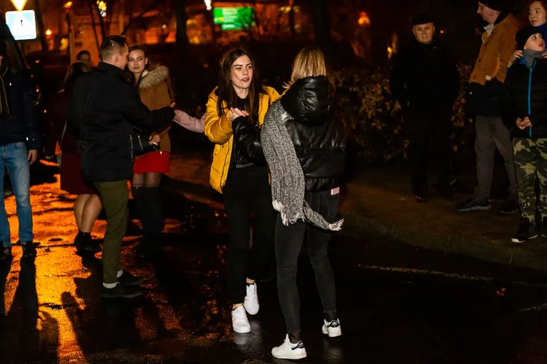 Mieszkańcy Ostrowi Mazowieckiej przywitali Nowy Rok (zdjęcia)