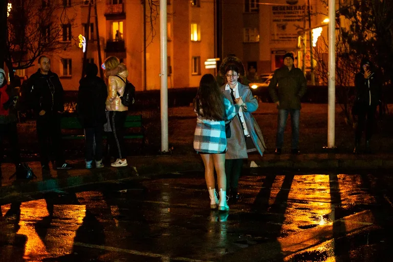 Mieszkańcy Ostrowi Mazowieckiej przywitali Nowy Rok (zdjęcia)