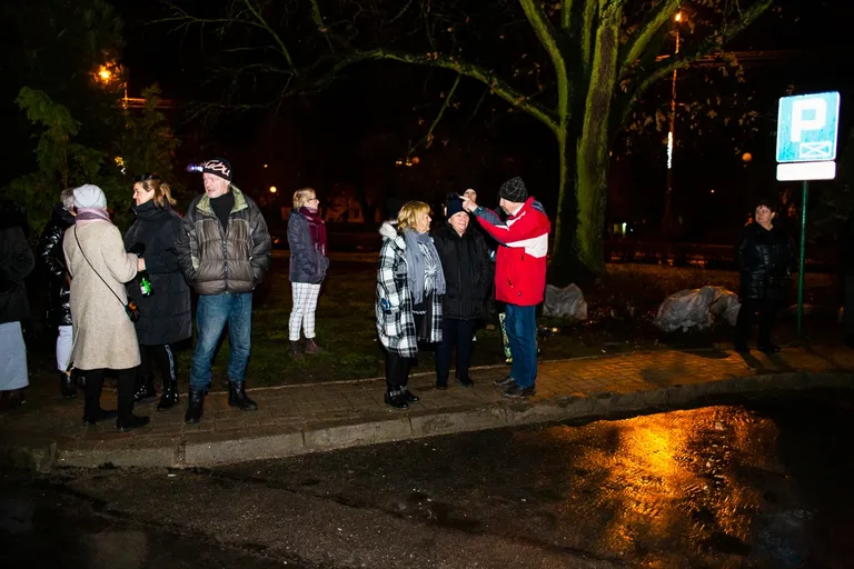 Mieszkańcy Ostrowi Mazowieckiej przywitali Nowy Rok (zdjęcia)