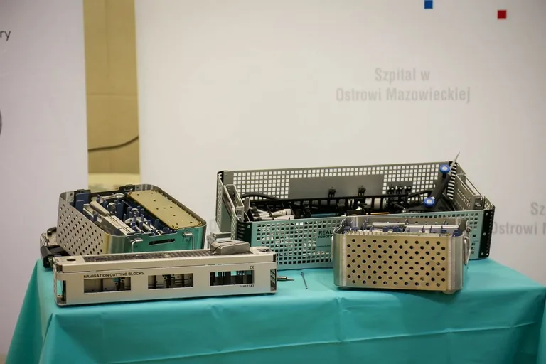 Pierwszy w Polsce Robot CORI znajduje się już w ostrowskim szpitalu (zdjęcia)