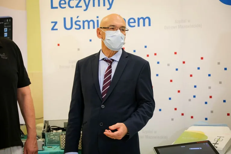 Pierwszy w Polsce Robot CORI znajduje się już w ostrowskim szpitalu (zdjęcia)
