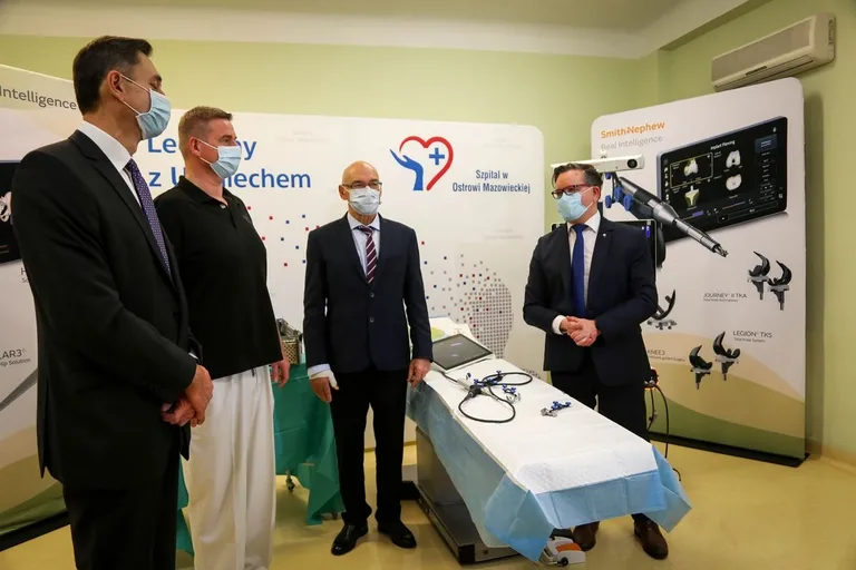 Pierwszy w Polsce Robot CORI znajduje się już w ostrowskim szpitalu (zdjęcia)