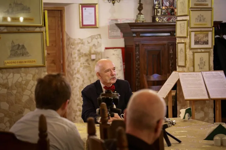 Spotkanie z Januszem Korwin-Mikke (zdjęcia)