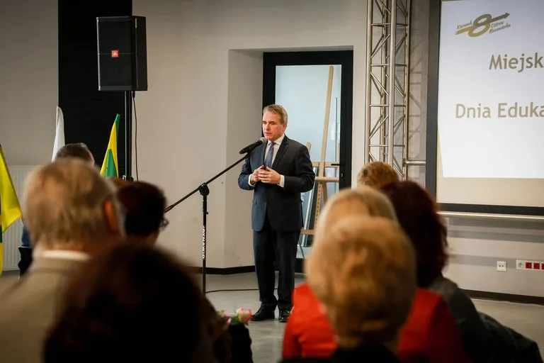 Obchody Dnia Edukacji Narodowej w Starej Elektrowni (zdjęcia)