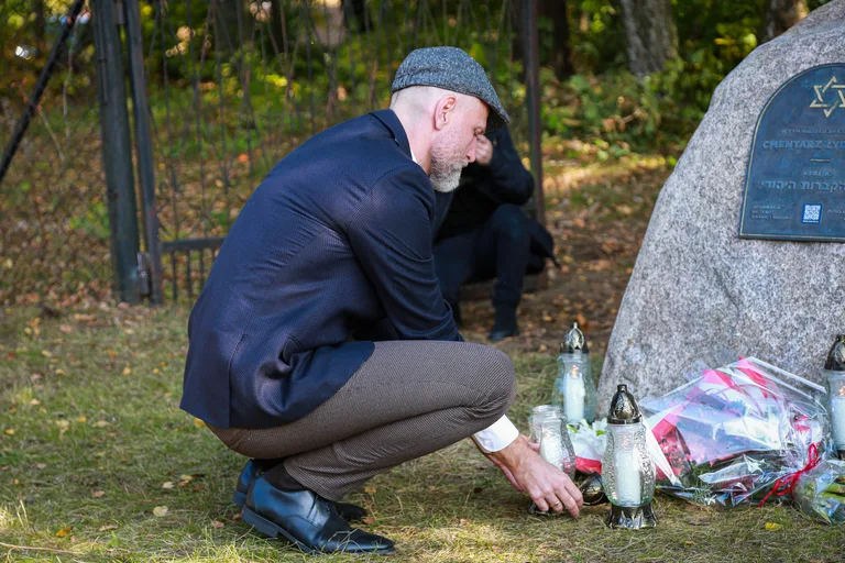 W Broku odbyła się ceremonia odsłonięcia tablicy na Cmentarzu żydowskim (zdjęcia)
