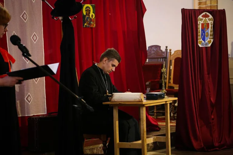 Rozdanie nagród laureatom konkursu plastycznego "PRYMAS KARDYNAŁ STEFAN WYSZYŃSKI" w Zuzeli (zdjęcia)