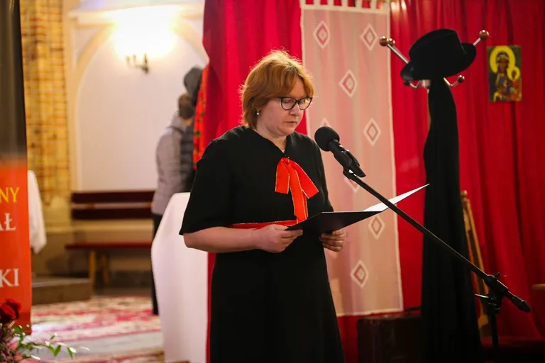Rozdanie nagród laureatom konkursu plastycznego "PRYMAS KARDYNAŁ STEFAN WYSZYŃSKI" w Zuzeli (zdjęcia)