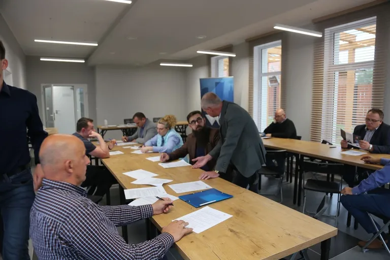 Spotkanie rekrutacyjno-organizacyjne dotyczące studiów podyplomowych Executive MBA w Wąsewie (zdjęcia)