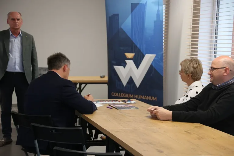 Spotkanie rekrutacyjno-organizacyjne dotyczące studiów podyplomowych Executive MBA w Wąsewie (zdjęcia)