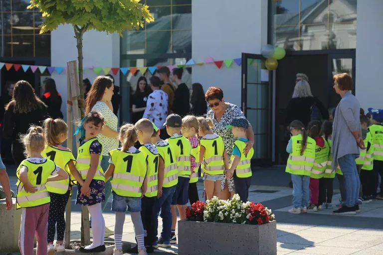 Happening Miejskiej Biblioteki Publicznej w Ostrowi Mazowieckiej (zdjęcia)