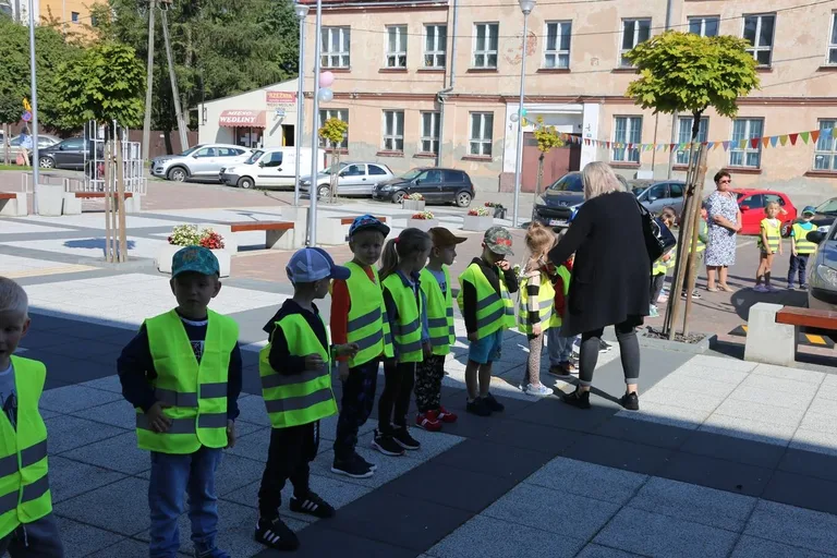 Happening Miejskiej Biblioteki Publicznej w Ostrowi Mazowieckiej (zdjęcia)