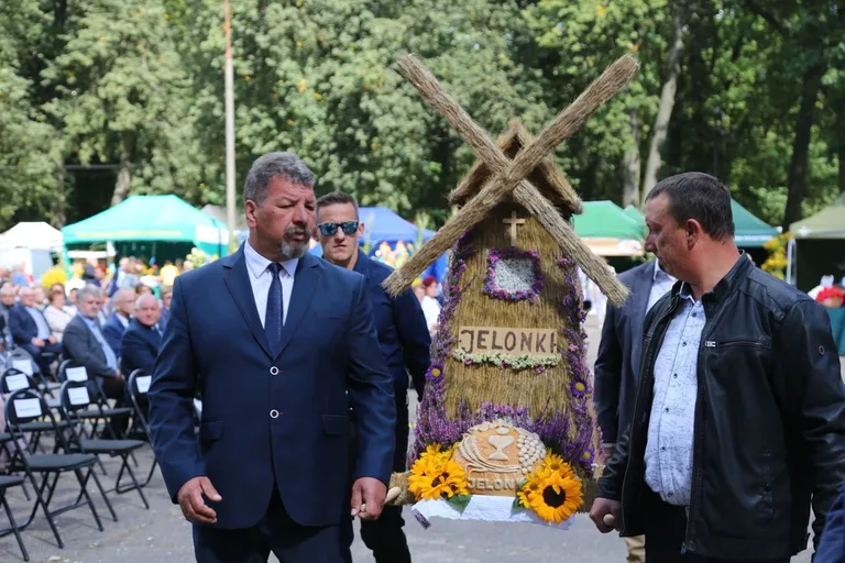 Za nami dożynki gminne w Komorowie! (zdjęcia)