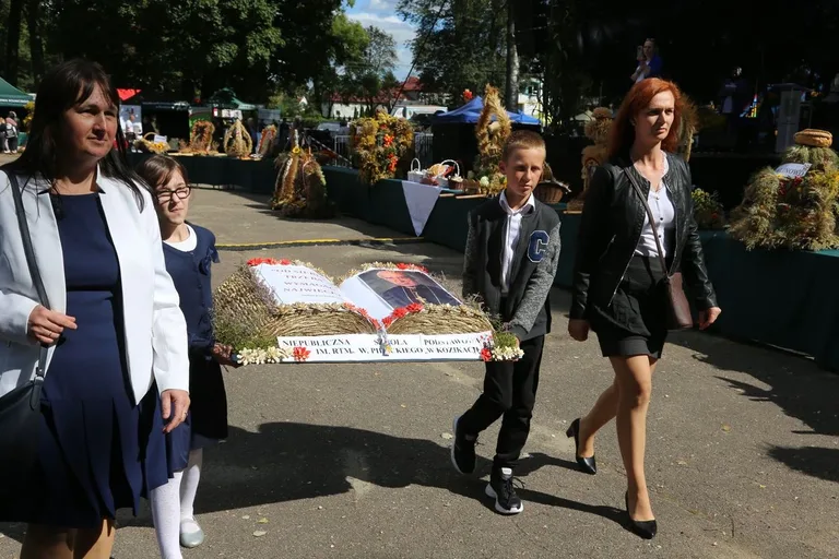 Za nami dożynki gminne w Komorowie! (zdjęcia)