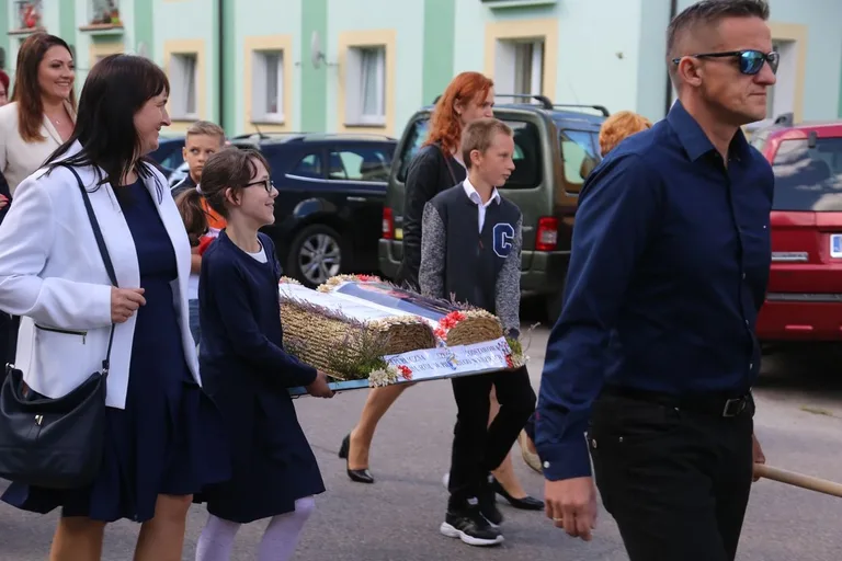 Za nami dożynki gminne w Komorowie! (zdjęcia)