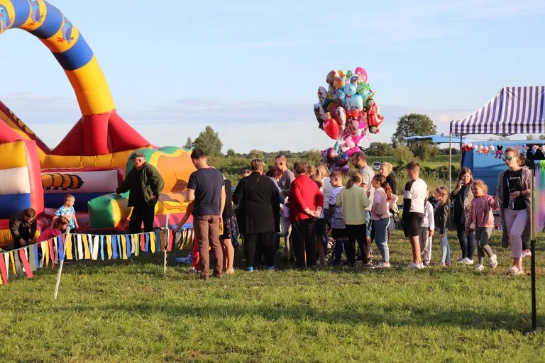Tak bawiła się brokowska społeczność podczas pikniku rodzinnego (zdjęcia)