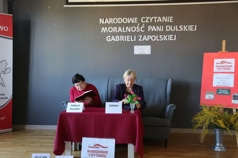 "Narodowe Czytanie" w Andrzejewie (zdjęcia)