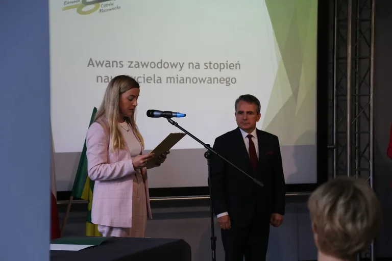 Burmistrz nagrodził najzdolniejszych uczniów w Ostrowi Mazowieckiej (zdjęcia)