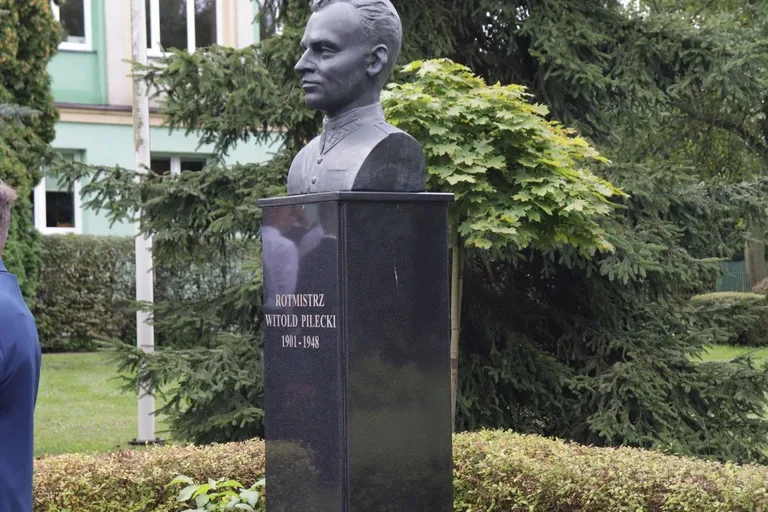 Uroczyste rozpoczęcie roku szkolnego w Rubinku (zdjęcia)