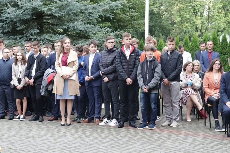 Uroczyste rozpoczęcie roku szkolnego w Rubinku (zdjęcia)