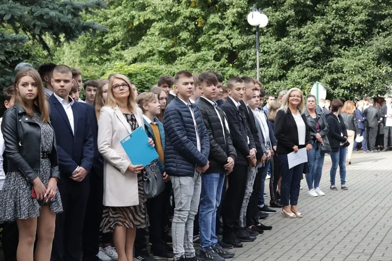 Uroczyste rozpoczęcie roku szkolnego w Rubinku (zdjęcia)