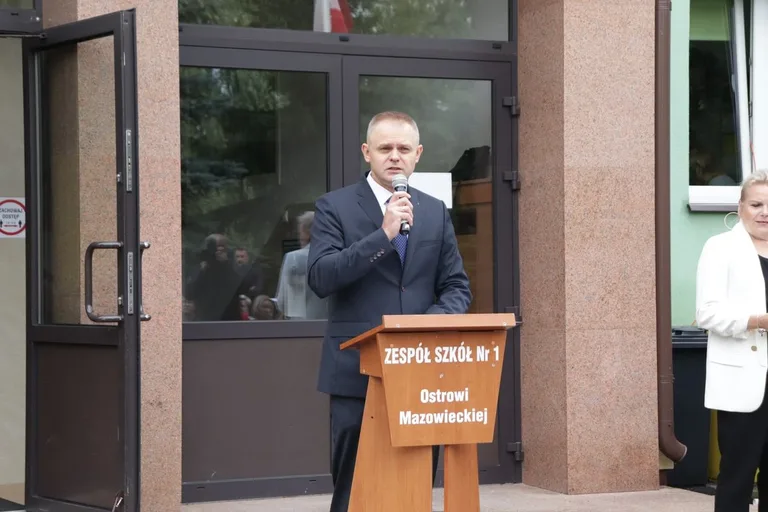 Uroczyste rozpoczęcie roku szkolnego w Rubinku (zdjęcia)